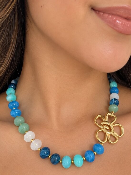 Jewelry - Multicolor Beaded Gold Flower Statement Necklace